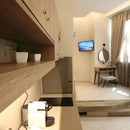 One Syros * Ermoúpoli