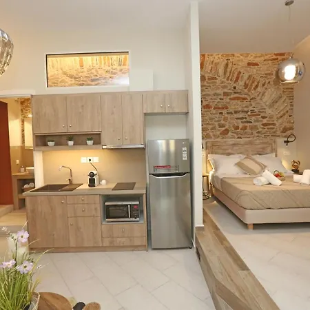 One Syros * Ermoúpoli