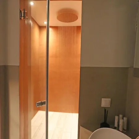 One Syros * Ermoúpoli